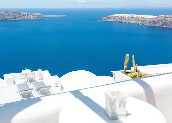 Dreaming View Imerovigli (Santorini)